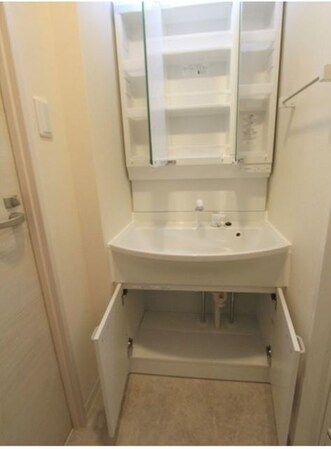 FIORE KOMAGOMEの物件内観写真